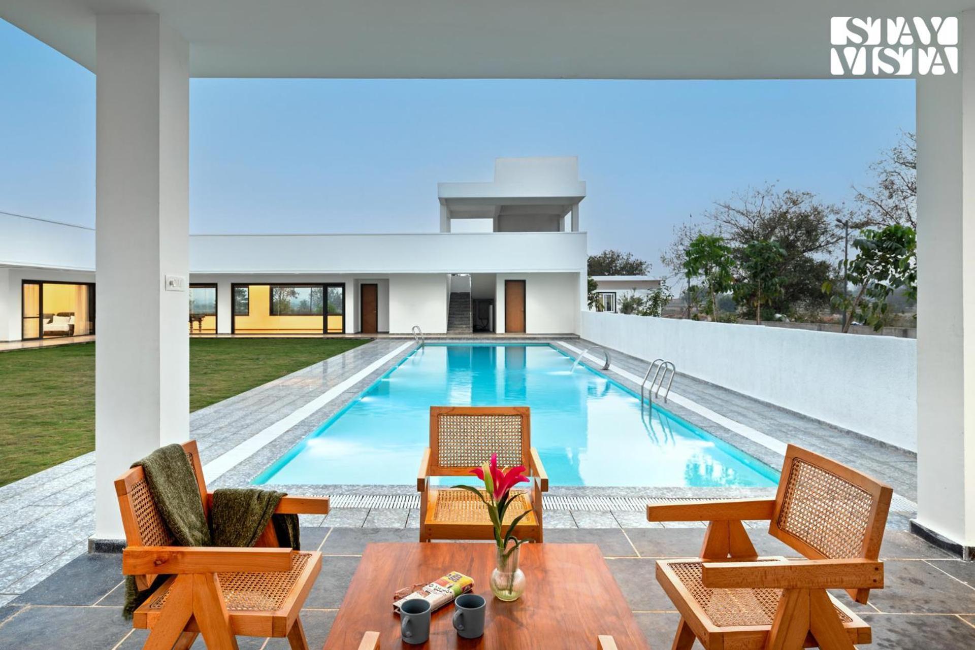 Stayvista At Aj House With Pvt Pool & Projector Set-Up Hyderabad Luaran gambar